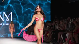 Leidy Amelia in Slow Motion Pt 2 of 2 / Miami Swim Week 2022 #8