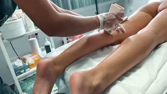 Waxing legs tutorial #1