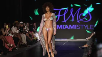 Briana Smith in Slow Motion / FLL Fashion Week #8