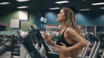 Anllela Sagra | LVAC | a6300 | Zhiyun Crane #9