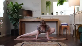 Yoga | Hip Stretches & Flexibility #10