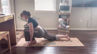 Yoga | Hip opening stretch #7