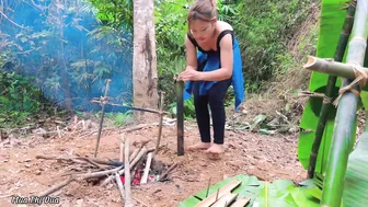 FULL VIDEO 20 DAYS: The girl lives alone in the forest as an extremely dangerous hideout #10