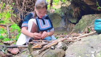 FULL VIDEO 20 DAYS: The girl lives alone in the forest as an extremely dangerous hideout #2