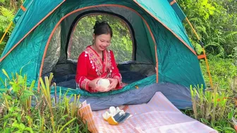 BATH IN THE STREAM, COOK NOODLES, SLEEP OVERNIGHT - Hmong GIRL CAMPING ALONE