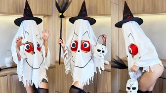 *No bra, No panties* ???? Naked Ghost Outfit for Halloween ???? [Underwear Introduction]