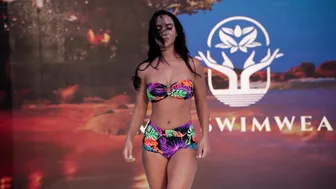 Lily Pena in Slow Motion | New York Swim Week 2023 #8