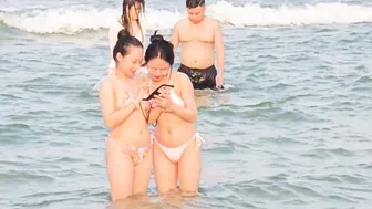 1000 Vietnamese Women ( Vietnam Women Beach In Winter 2024 ) #6