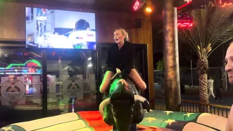 #foryou #viralvideo #bullriders #subscribe #newvideo #visitbenidorm #crazygirl #benidorm #funny #4