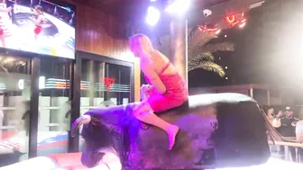 #foryou 5#viralvideo #crazygirl #bullriders #newvideo #visitbenidorm #subscribe #funny #benidorm #f #8