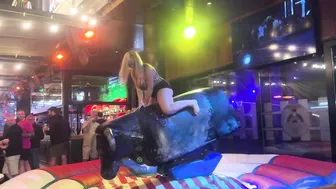 #foryou #viralvideo #bullriders #subscribe #newvideo #visitbenidorm #crazygirl #follow #funny ♥️♥️♥️♥️ #6