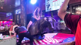 #viralvideo #viralvideo #bullriders #subscribe #newvideo #visitbenidorm #crazygirl #funny #subscrib #2