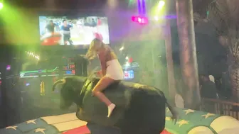 #crazygirl #foryou #viralvideo #visitbenidorm #bullriders #subscribe #benidorm #benidorm #follow #5