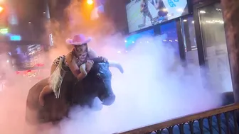 #foryou #viralvideo #bullriders #crazygirl #subscribe #visitbenidorm #newvideo #funny #benidorm #f #2