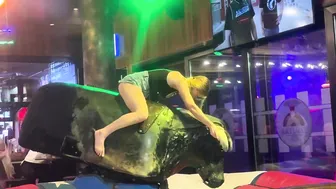 #foryou #viralvideo #bullriders #subscribe #newvideo #visitbenidorm #crazygirl #benidorm #funny €^* #2