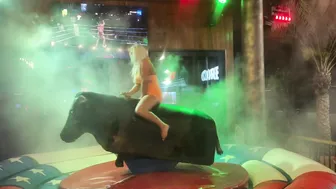 #crazygirl #foryou #viralvideo #visitbenidorm #newvideo #bullriders #subscribe #funny #benidorm #f #10