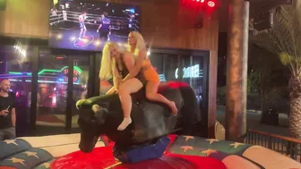 #crazygirl #foryou #viralvideo #visitbenidorm #newvideo #bullriders #subscribe #funny #benidorm #f #5