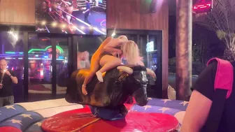 #crazygirl #foryou #viralvideo #visitbenidorm #newvideo #bullriders #subscribe #funny #benidorm #f #6