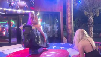 #crazygirl #foryou #viralvideo #visitbenidorm #newvideo #bullriders #subscribe #funny #benidorm #f #8