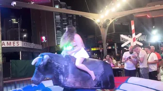 #foryou #viralvideo #crazygirl #bullriders #newvideo #visitbenidorm #funny #benidorm #2millones #5