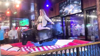 #foryou #viralvideo #bullriders #subscribe ♥️♥️♥️♥️#visitbenidorm ♥️♥️#crazygirl ♥️♥️#follow ♥️♥️♥️♥️#visitbeni #2