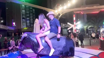 #foryou #viralvideo #crazygirl #visitbenidorm #bullriders #newvideo #subscribe #funny #benidorm #7