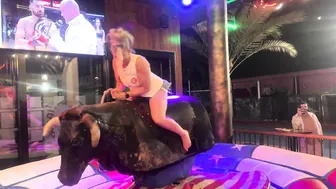 #foryou #viralvideo #bullriders #subscribe #newvideo #visitbenidorm #crazygirl #follow #funny ♥️♥️♥️♥️♥️♥️ #3