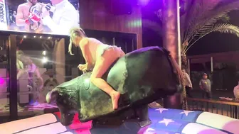 #foryou #viralvideo #bullriders #subscribe #newvideo #visitbenidorm #crazygirl #follow #funny ♥️♥️♥️♥️♥️♥️ #6