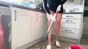 AMSR Kitchen Floor Clean - Mopping and Hand Cleaning The Kitchen Floor - Housewife Chores #4