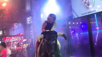 #foryou #viralvideo #crazygirl #bullriders #newvideo #visitbenidorm #subscribe #funny #benidorm #fo #4