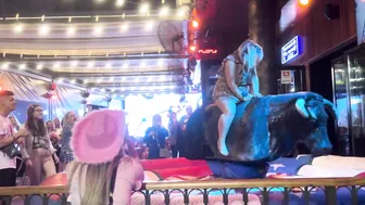 #foryou #viralvideo #bullriders ♥️♥️#newvideo #visitbenidorm #benidorm #follow #crazygirl #funny #3