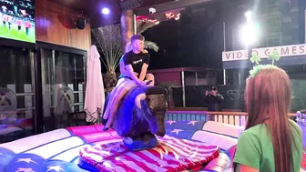 #foryou #viralvideo #bullriders ♥️♥️#newvideo #subscribe #benidorm #visitbenidorm #funny #follow #8