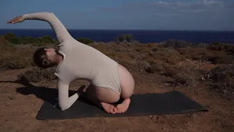 YOGA IN THE HOT SUN♥️♥️ #10