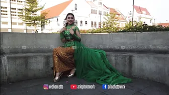 Photoshoot with KIRANA | Model cantik nan anggun memakai kebaya modern #10