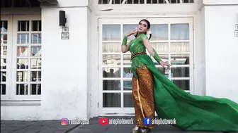 Photoshoot with KIRANA | Model cantik nan anggun memakai kebaya modern #7