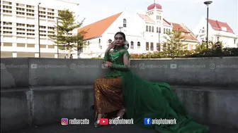 Photoshoot with KIRANA | Model cantik nan anggun memakai kebaya modern #9