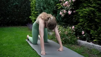 [4k] yoga with flowers♥️♥️ #8