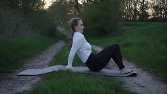 [4k] Today's outdoor yoga workout ♥️♥️ #8