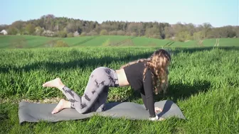 CALMING YOGA IN THE NATURE ☀️ #10