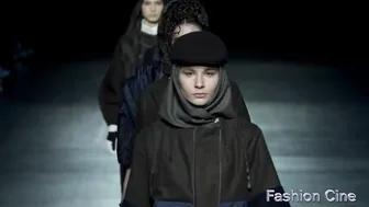 LVIV FASHION SCHOOL Graduate Show FW22/23 Ukrainian Fashion Week in 4K #4