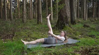 4K || YOGA IN THE WOODS #9