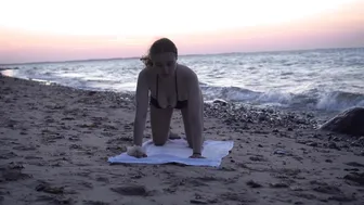 4k BEACH YOGA #2