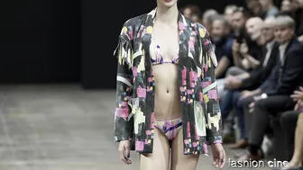 Frida Weyer MBFW SS23 in 4K #9