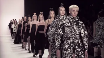 Pearly Wong finale SS2016 Mercedes-Benz Fashion Week Berlin #4