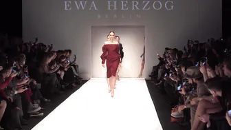 EWA HERZOG AW2018/9 MBFW Berlin in 4K #10