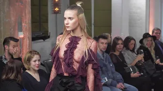 LANA MUELLER AW 2017 Mercedes-Benz Fashion Week Berlin in 4K