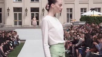 MARINA HOERMANSEDER - MERCEDES-BENZ FASHION WEEK BERLIN SS2016 (full show) #2