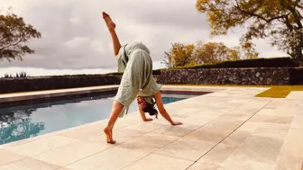 “Slow Down” Yoga Flow in Linen Jumpsuit by Pool in Hawaii: Life is All About Freedom!