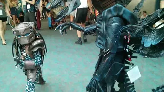 Lil Alien vs. Lil Predator