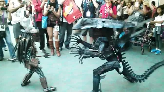 Lil Alien vs. Lil Predator #5